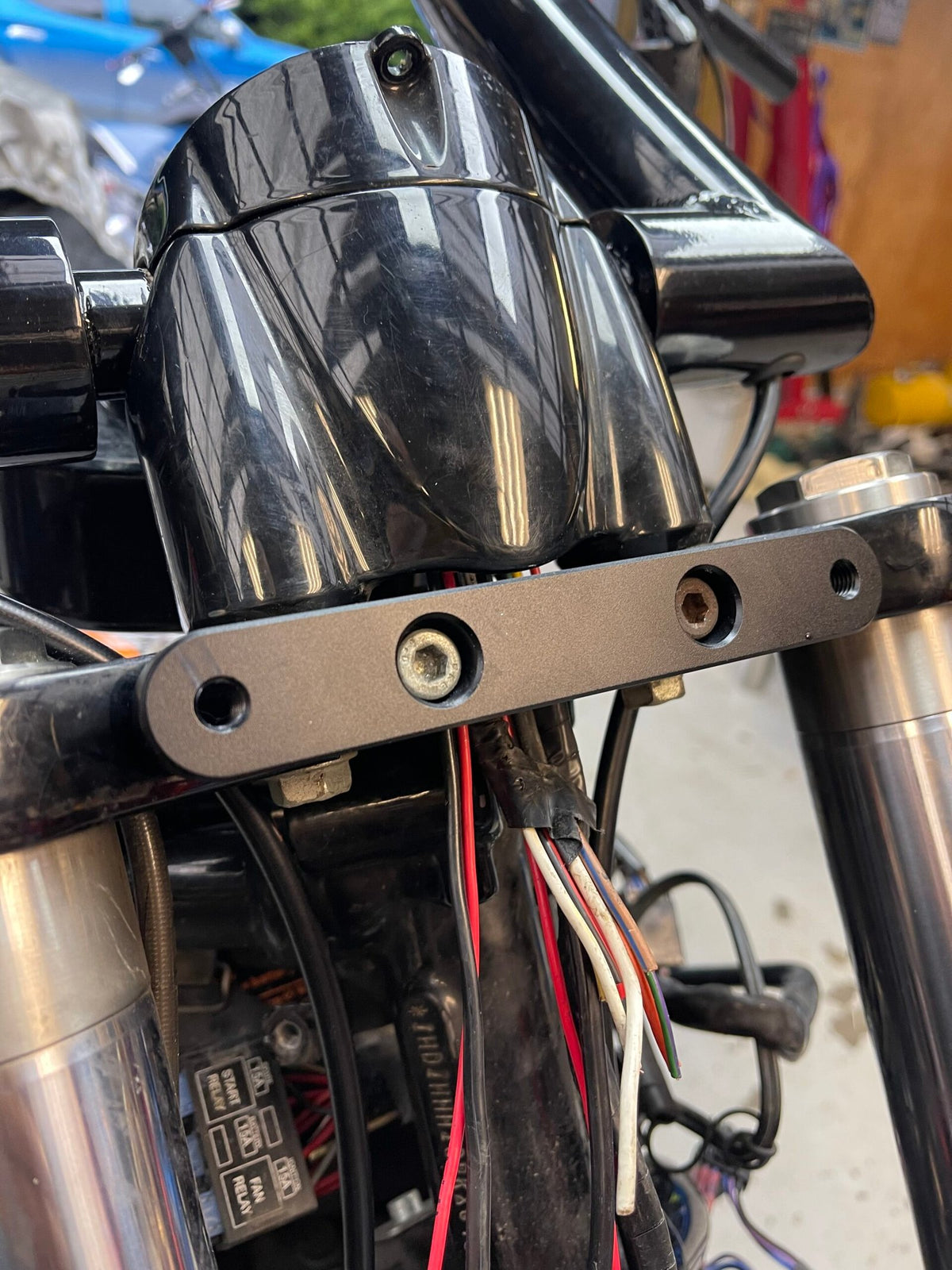 Headlight Cover Adaptor - adapts 2003-011  vrods to accept 2012-17 covers