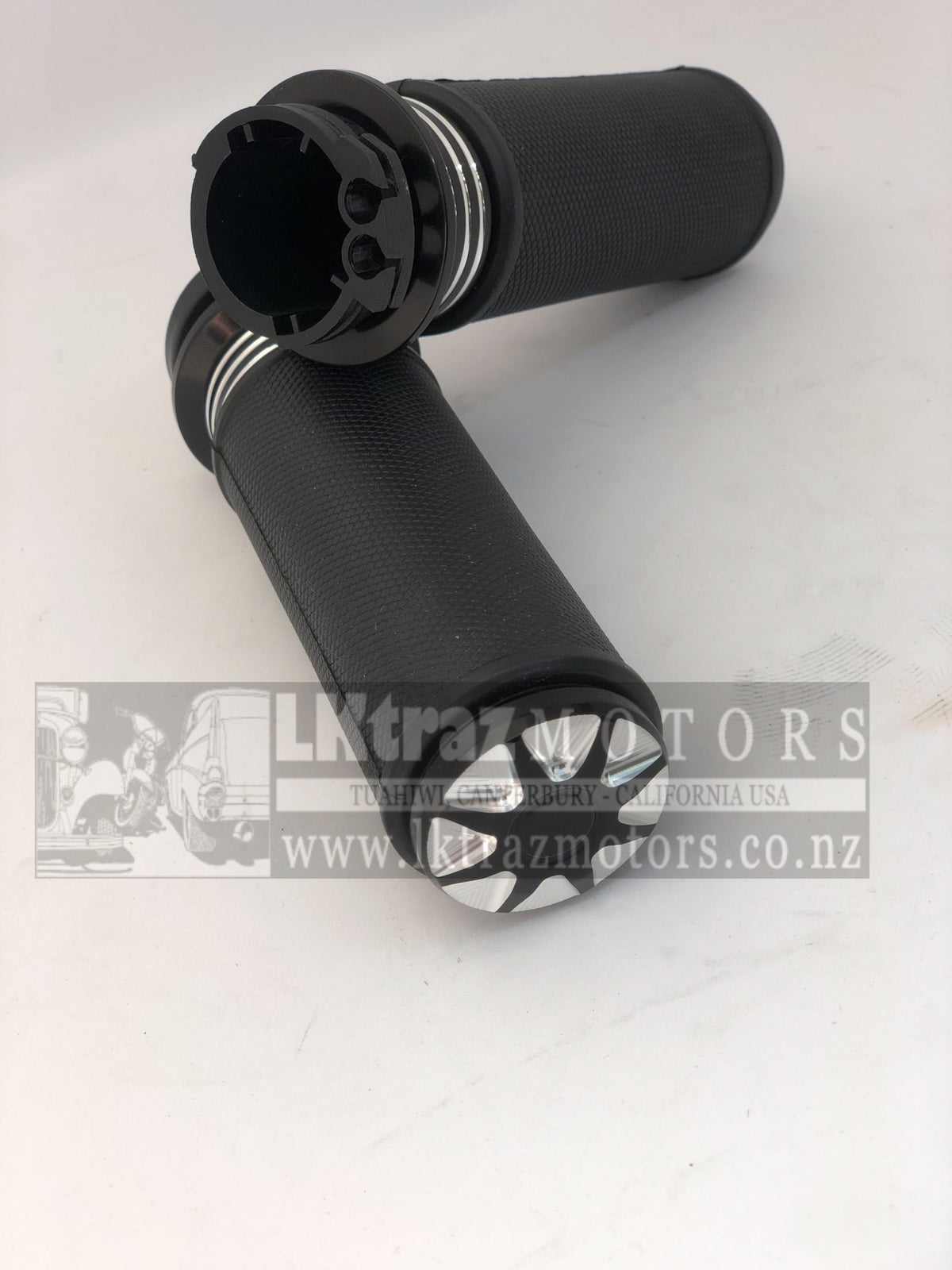 25 mm Grips GNARLY silver /Black
