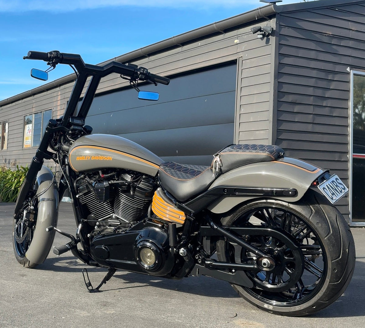 Harley Davidson Custom Breakout 2022 FXSB