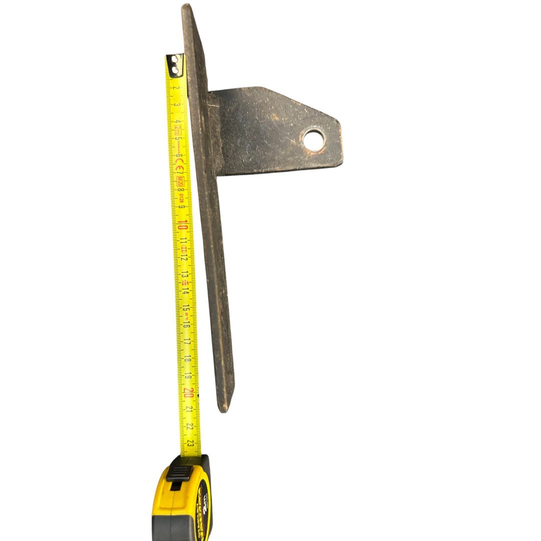 Exhaust Bracket