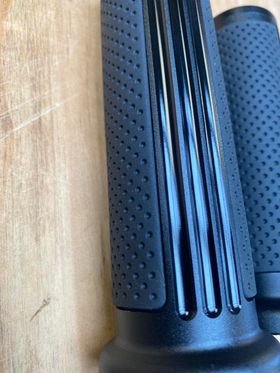 Grips - 25mm Cable throttle - Reaper