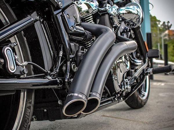 Radical Radius Exhaust